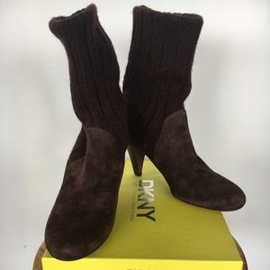 New - Size 7 - DKNY SUEDE ANKLE BOOTS W/KNIT CUFF